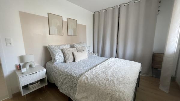 EN EXCLUSIVITÉ - APPARTEMENT T2 AVEC TERRASSE LOUÉ - TINQUEU