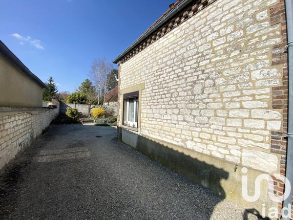 Maison 3 pièces de 83 m² à Auxon (10130)