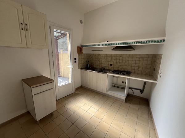 Maison à louer 750 € CC Libourne 2 p 38 m² DPE D