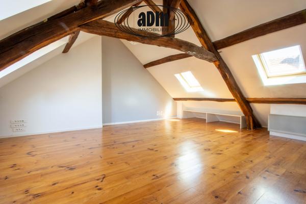 Appartement
                                                                                                                                                                                                                                                                                                                        2 pièce(s)                                                                                                                                                                                                          1 chambre(s)                                                                                                                                                                                                          97.84  m²
