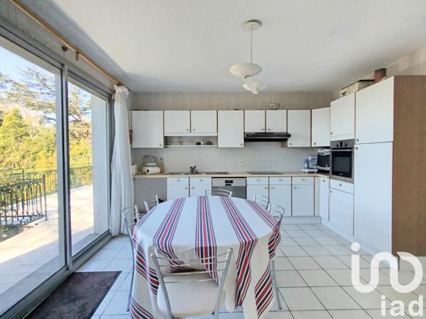 Maison à vendre 8 pièces 180 m² Chinon