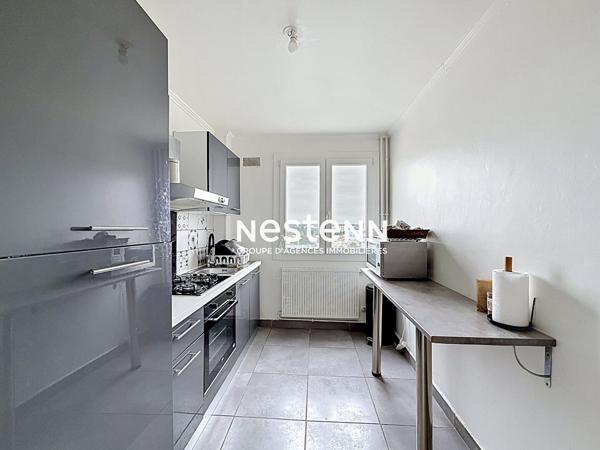 Appartement Type 2 entièrement rénové - JOUE LES TOURS