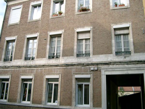 Location parking / box Amiens - 55 € par mois