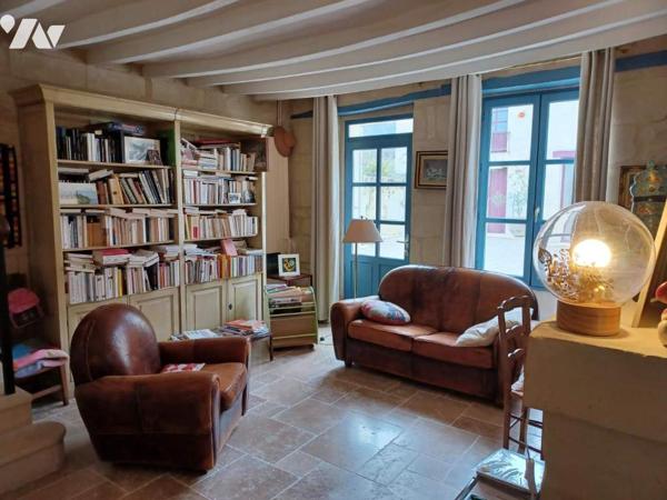 Ensemble de maisons anciennes