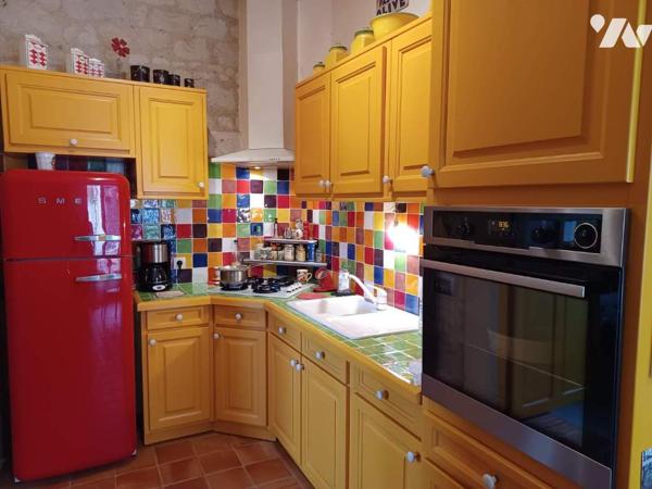 Ensemble de maisons anciennes