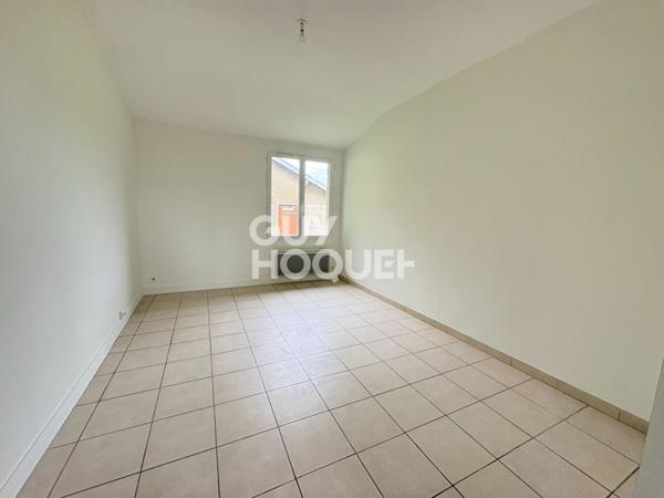 Maison à louer à Juvigny - 4 pièces, 3 chambres