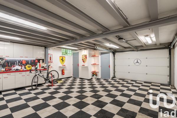 Maison à vendre 6 pièces 230 m² Grenoble