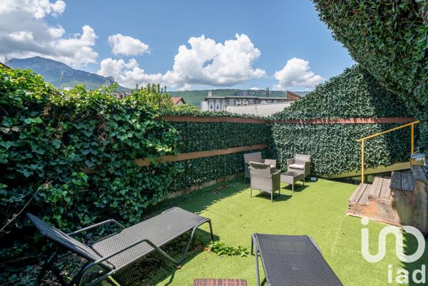 Maison à vendre 6 pièces 230 m² Grenoble