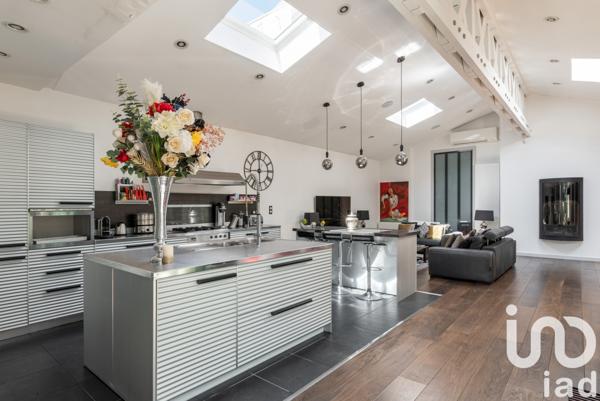 Maison à vendre 6 pièces 230 m² Grenoble