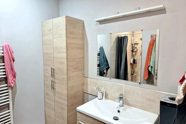 Maison 9 pièces - 305 m² Exclusivité efficity