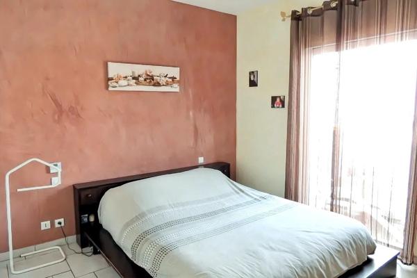 Maison 9 pièces - 305 m² Exclusivité efficity