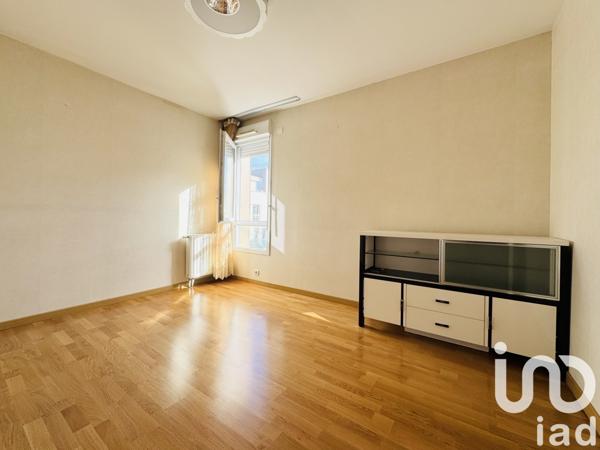 Appartement à vendre 4 pièces 80 m² La-Plaine-Saint-Denis
