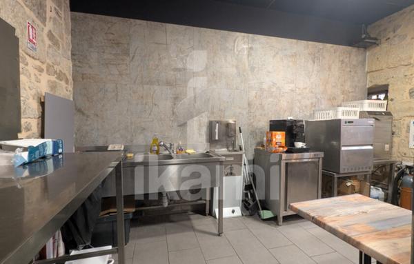 Fonds De Commerce de 86 m²