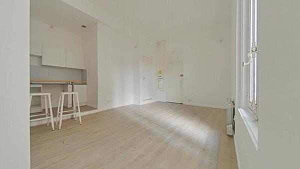 Appartement 1 pièce                                        - 42000 Saint-Étienne Réf : 12975