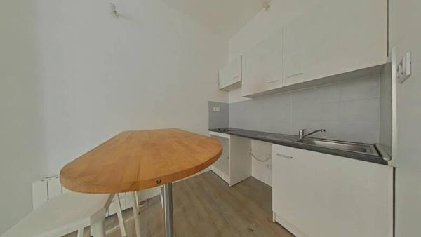 Appartement 1 pièce                                        - 42000 Saint-Étienne Réf : 12975