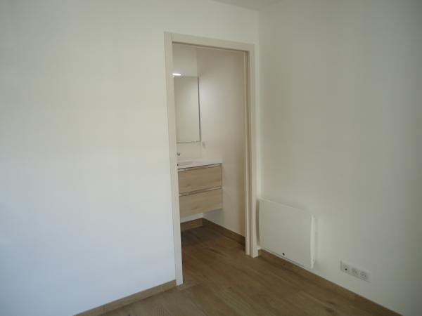 Appartement
                                                                                                                                                                                                                                                                                                                        2 pièce(s)                                                                                                                                                                                                          1 chambre(s)                                                                                                                                                                                                          30.41  m²