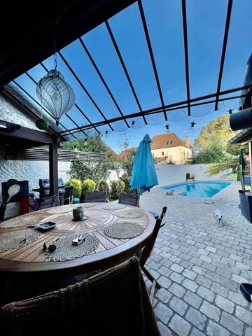 Maison à Paron, 89100 - 9 pièces 367m²