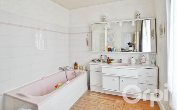 Maison à vendre    7 pièces • 192,97 m2 Gournay-en-Bray