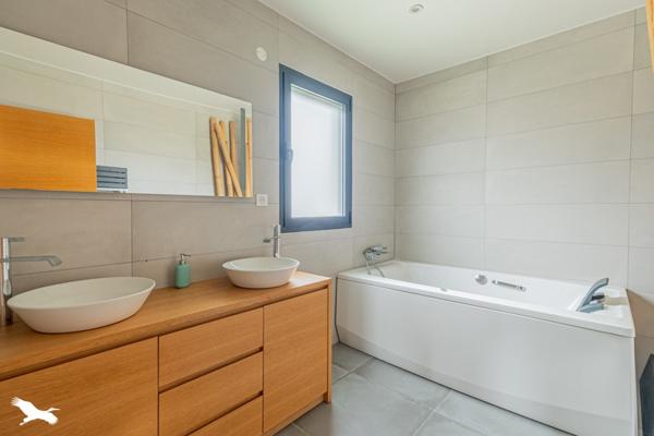 Maison à vendre |  Villenave-d'Ornon |  4 pièces | 141 m²