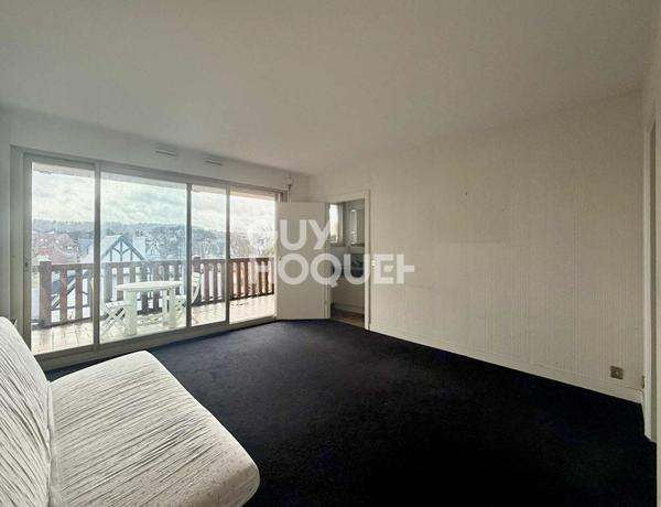 STUDIO avec TERRASSE - DEAUVILLE PLAGE