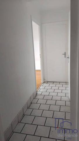 Appartement 2 pièces                                        - 42000 Saint-Étienne Réf : 2684-CIFVFOREZVELAY