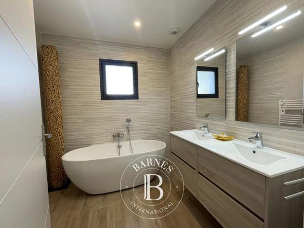 Arles-sur-Tech, Maison 6 Chambres -  235 m² à vendre