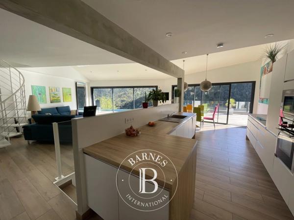 Arles-sur-Tech, Maison 6 Chambres -  235 m² à vendre
