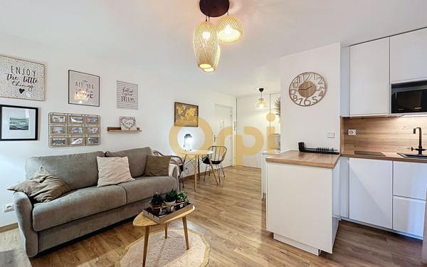 Appartement à vendre    1 pièce • 28 m2 Cavalaire-sur-Mer