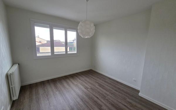 Appartement à vendre    4 pièces • 75 m2 Albi