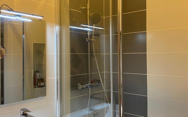 Appartement à louer    3 pièces • 64,39 m2 Voiron