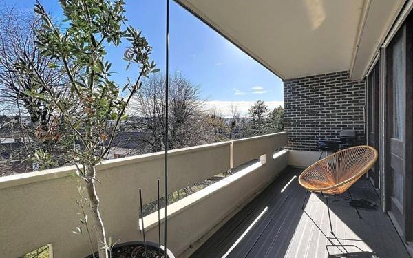 Appartement à vendre    4 pièces • 82,60 m2 Limeil-Brévannes