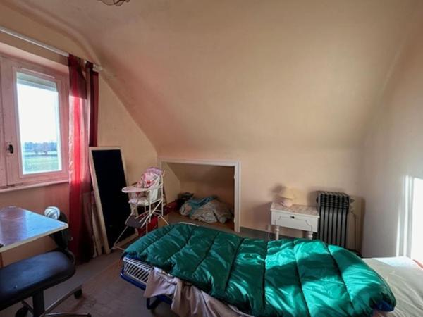 Maison de caractère à rénover -130m² Grand terrain Plomelin