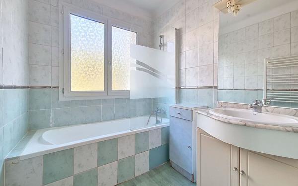 Appartement à vendre    3 pièces • 70,64 m2 Cannes