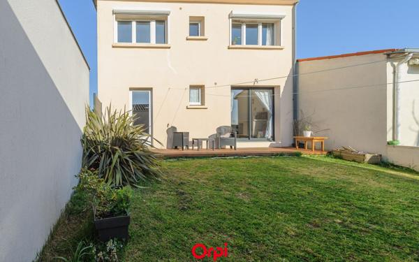 Maison à vendre    5 pièces • 76 m2 Angoulins
