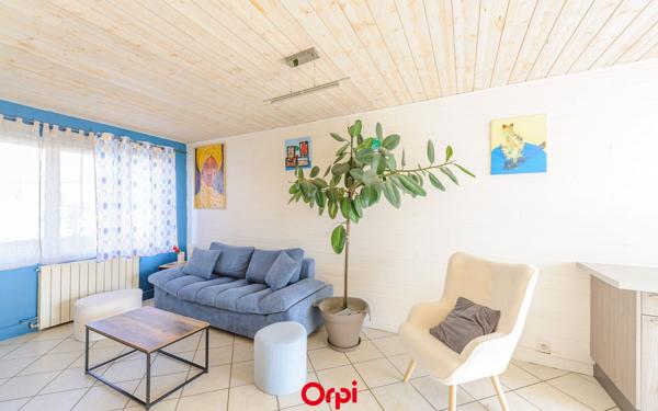 Maison à vendre    5 pièces • 76 m2 Angoulins