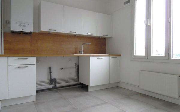 Appartement à louer    3 pièces •  Yerres