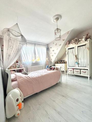 Maison 6 pièce(s) 4 chambre(s) 137 m²