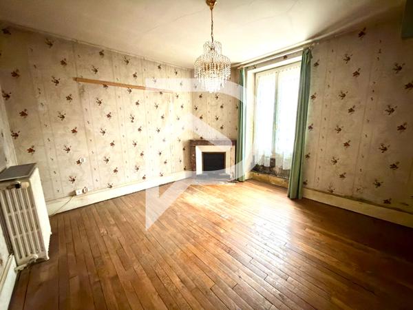 Maison 7 pièces 165.23 m2