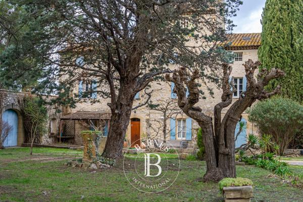 Aix-en-Provence, Propriété 9 Chambres -  419 m² à vendre