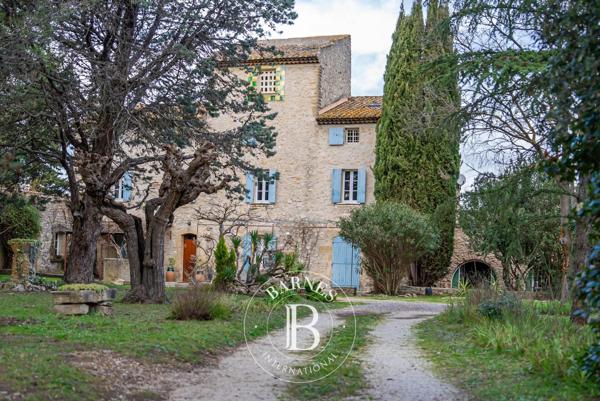 Aix-en-Provence, Propriété 9 Chambres -  419 m² à vendre
