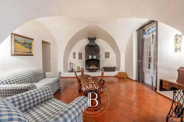 Aix-en-Provence, Propriété 9 Chambres -  419 m² à vendre