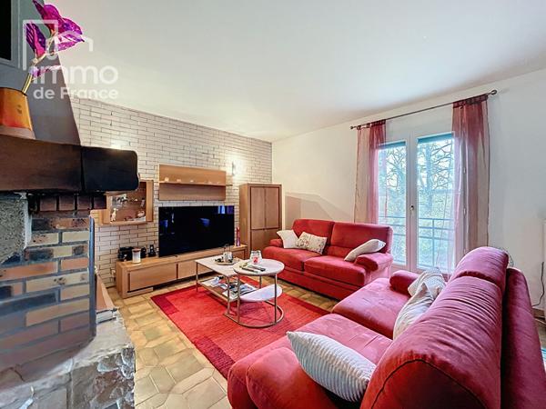 Maison individuelle à Viry avec 2 garages sur 2 000 m² de terrain