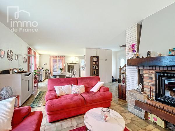 Maison individuelle à Viry avec 2 garages sur 2 000 m² de terrain