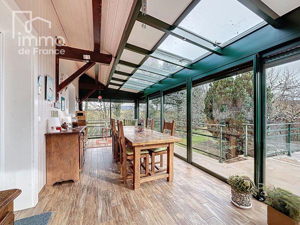 Maison individuelle à Viry avec 2 garages sur 2 000 m² de terrain