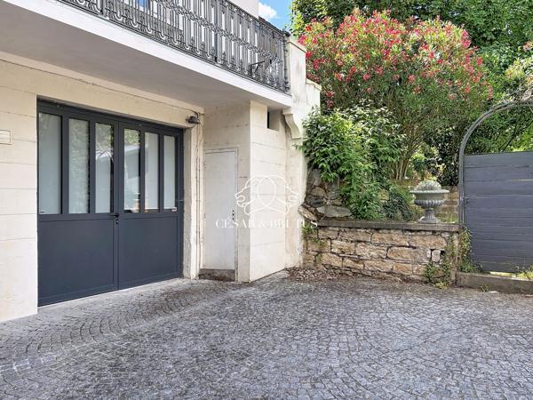 Magnifique Appartement climatisé et sa dépendance totalisant 128m2 au sol au coeur de Collonges au Mont d’Or