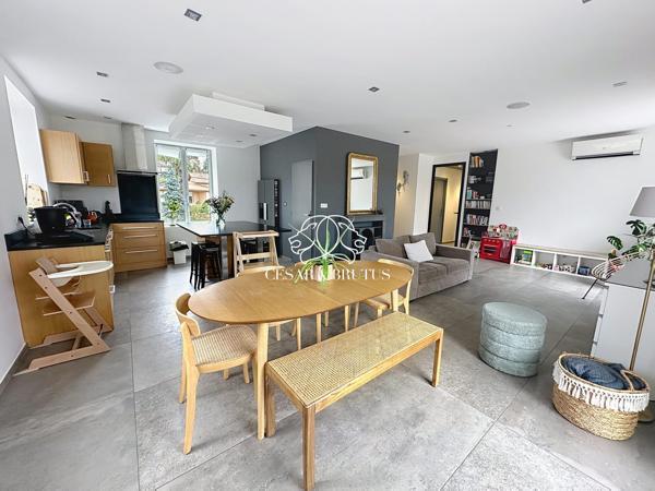 Magnifique Appartement climatisé et sa dépendance totalisant 128m2 au sol au coeur de Collonges au Mont d’Or