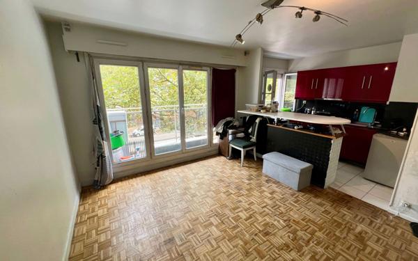 Appartement à vendre    1 pièce • 26 m2 Le Bourget
