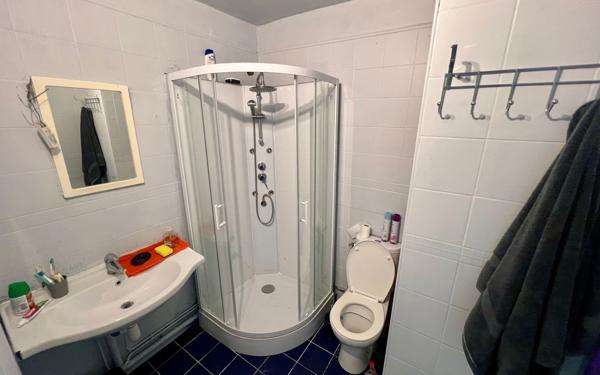 Appartement à vendre    1 pièce • 26 m2 Le Bourget