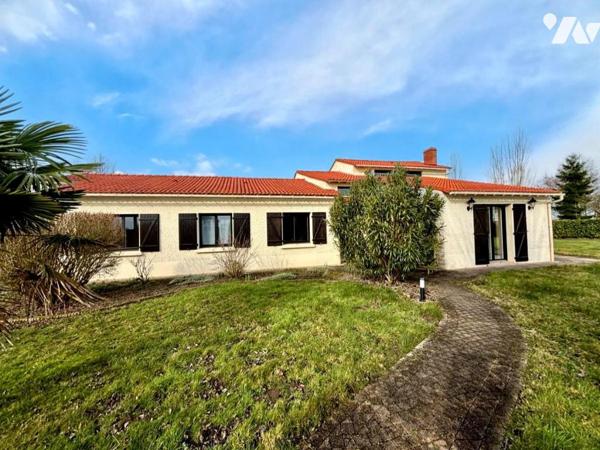 Maison familiale de 5 chambres – Grand terrain de 1 700 m²