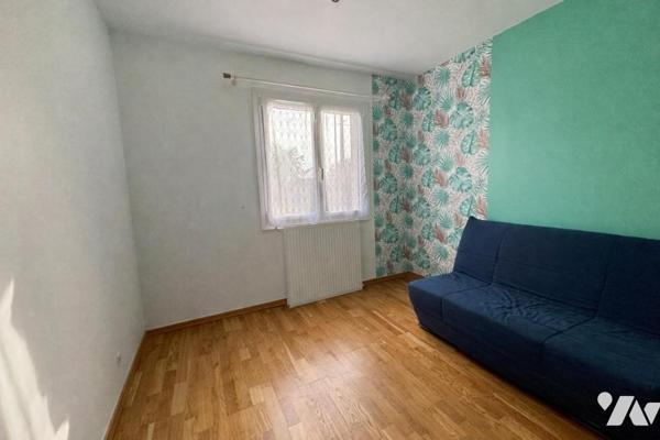 Maison familiale de 5 chambres – Grand terrain de 1 700 m²